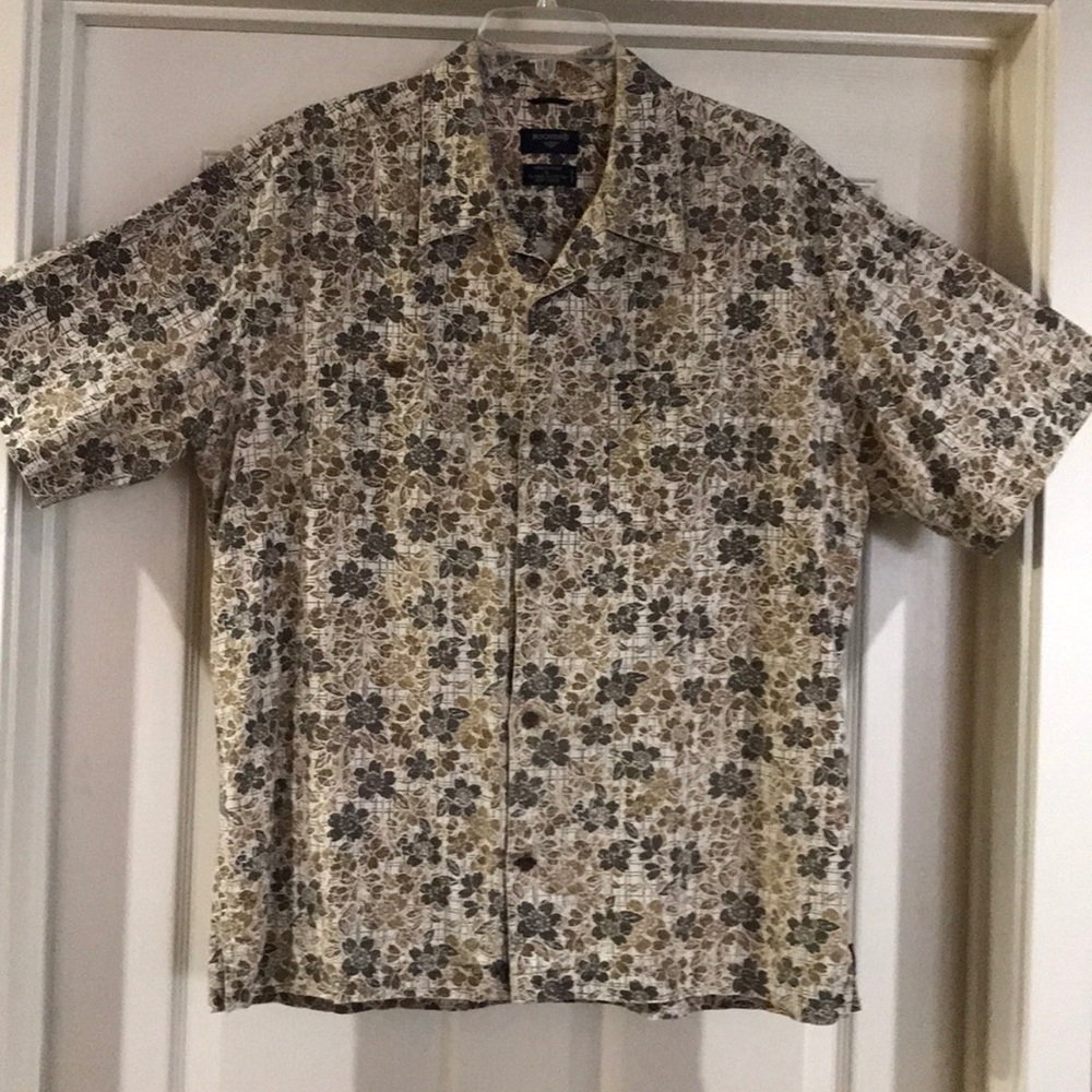 Docker’s Men’s Shirt